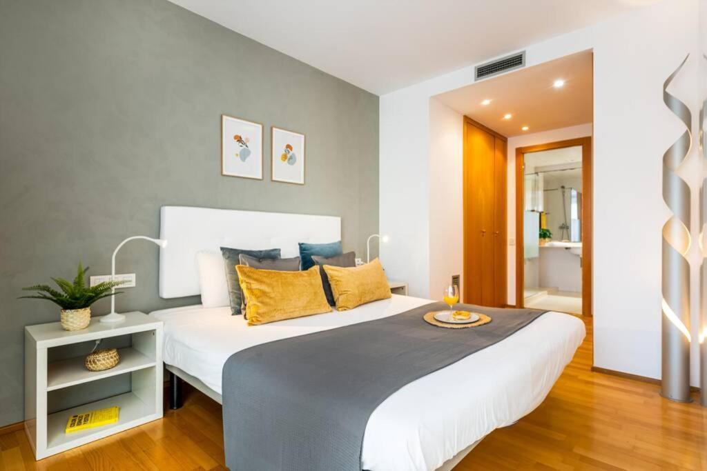Lodging Apartments Monumumental Free Parking Βαρκελώνη Εξωτερικό φωτογραφία