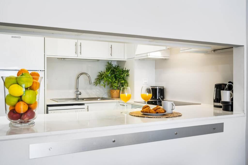 Lodging Apartments Monumumental Free Parking Βαρκελώνη Εξωτερικό φωτογραφία